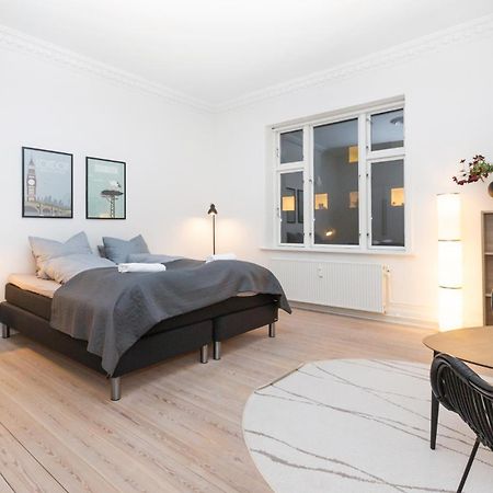 Come Stay In Aarhus - Close To Everything 4 People Экстерьер фото